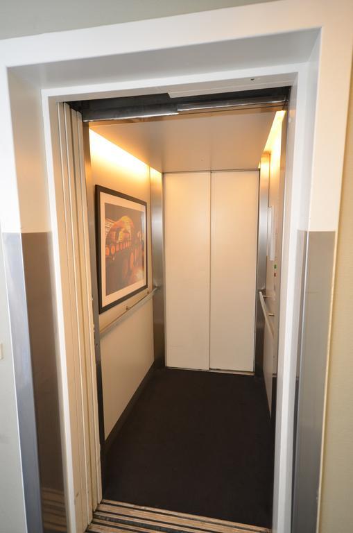 הורסנס Hotel Danica מראה חיצוני תמונה